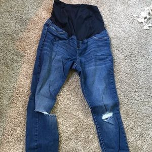 Maternity jeans size 6